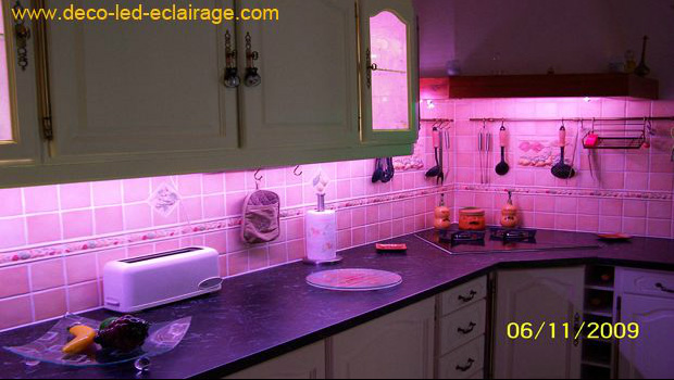 Eclairage LED plan de travail cuisine -  Eclairage cuisine, Led cuisine,  Plan de travail cuisine